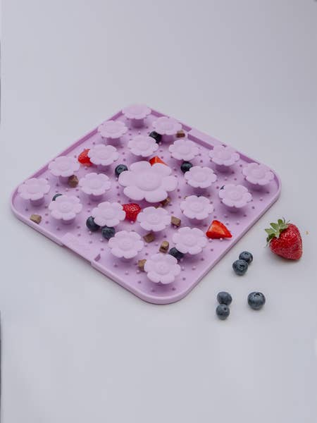 Yoomy Daisy - Beschäftigungs- und Leckmatte für Hunde - Lavendel