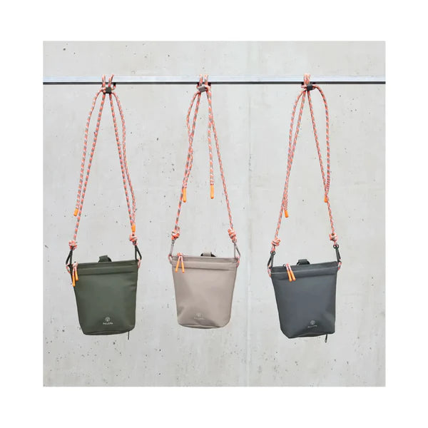 Dog Snack Back Karl, PALOPA